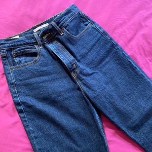 Levi’s dark wash 70s high waisted straight leg jeans